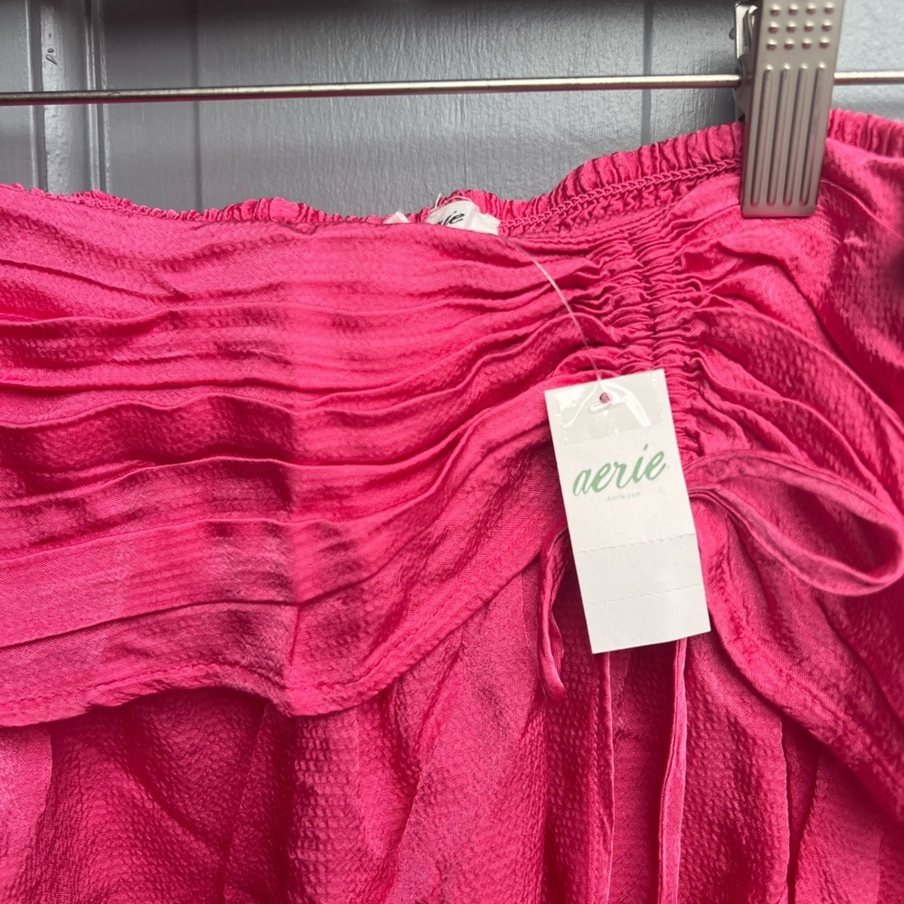 NWT‎ Aerie uptown hot pink mini flowy skirt size small - Picture 2 of 8
